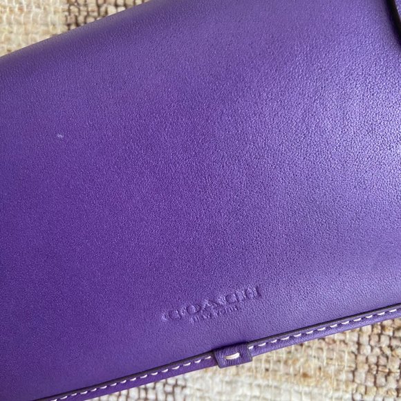 Coach sunglasses with a small pochette - Picture 3 of 13